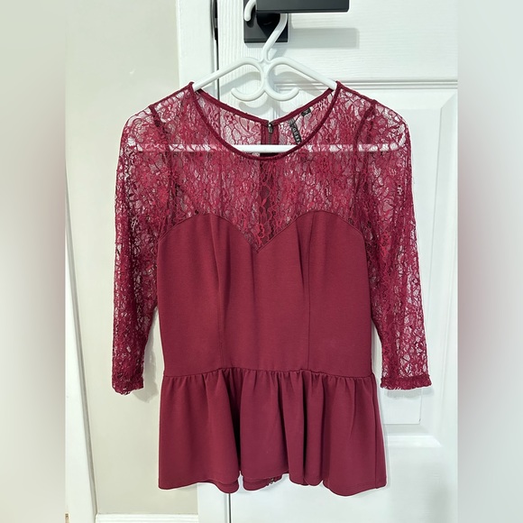 Guess Lace Peplum Top with Sweetheart Neckline - Picture 1 of 4